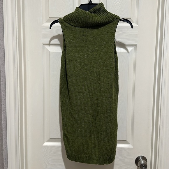 DEREK HEART WOMEN’S SLEEVELESS TURTLENECK TOP SIZE M - Picture 3 of 5